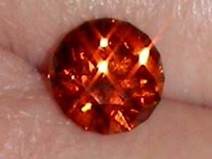 Spessertite and Diamond 036.jpg