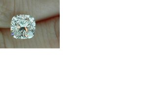 Cushion Brilliant on fingers(1).JPG