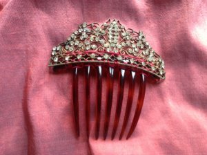 tiara_comb.jpg
