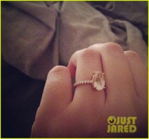 teresa_palmer_rose_quartz_dia_e-ring.jpg