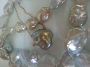 souffle_pendant_and_double_strand_3.jpg
