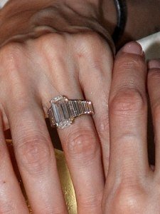 angelina-jolie-engagement-ring-raymond-lee-jewelers.jpg