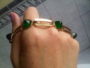 chrysoprase_green_onyx_bracelet_resized.jpg