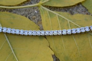 cmsdiamondbracelet20.jpg