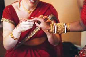 soni_wedding_preparation047.jpg