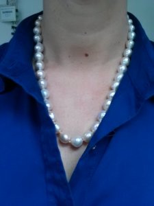 not_quite_white_ripple_necklace.jpg