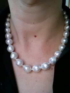 pp_white_ripples_neck_shot.jpg