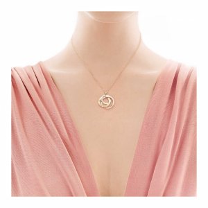 tiffnay_necklace__1200.jpg tiffnay_necklace__1200.jpg