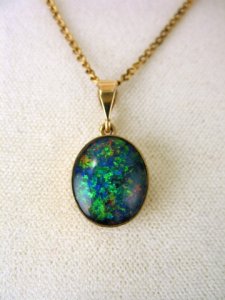 black_oval_pendant.jpg