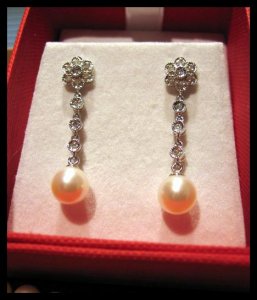 Pearlanddiamondearrings.jpg