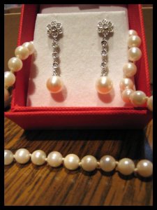 Pearlsandearrings.jpg