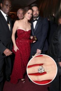 jen_garner_s_ring.jpg