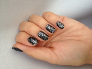 black_sparkly_nails.jpg
