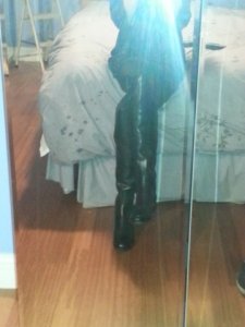 crossinglegs.jpg