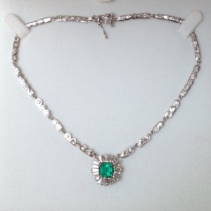 emerald_necklace2.jpg