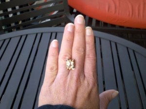 on_hand_-_golden_sparkles.jpg