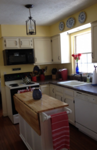 pearlgirlkitchen.png