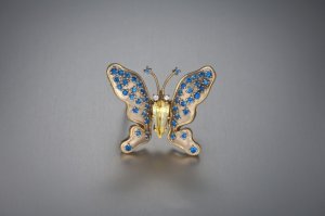 stibiotantalite_butterfly_brooch.jpg