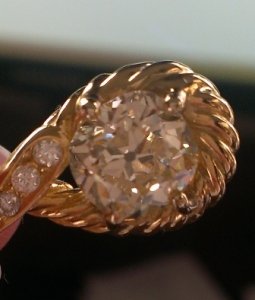 websized_3ct_cushion6.jpg