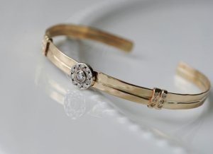 bracelet1b.jpg bracelet1b.jpg