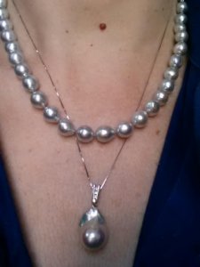 poj_japanese_blue_akoya_with_fireball_pendant.jpg poj_japanese_blue_akoya_with_fireball_pendant.jpg
