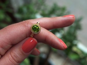 peridotring3.jpg peridotring3.jpg
