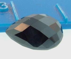 Black_Spinel_pear.jpg