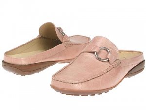 geoxeuromulepinkcroc.jpg