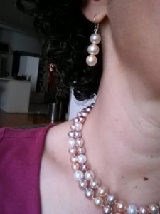 poj_metallic_peach_earring.jpg