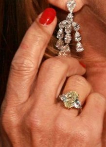jane_seymour_oval.jpg