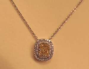 01_yellow_diamond_double_halo_06.jpg