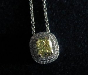 01_yellow_diamond_double_halo_11.jpg