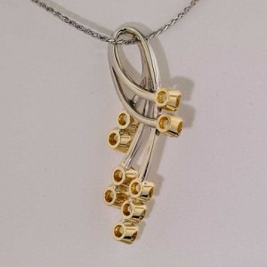 pendant-back.jpg pendant-back.jpg
