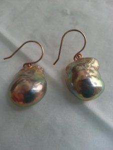 pp_golden_souffle_earrings_1.jpg pp_golden_souffle_earrings_1.jpg
