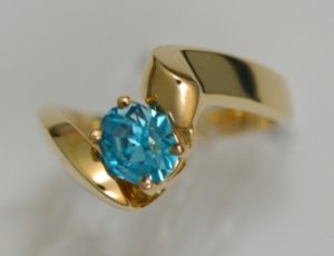 bluezirconring2small.jpg