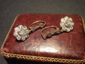 antiqueearrings3rdchoice.jpg