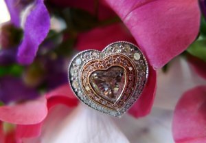 pink_heart_flower2.jpeg
