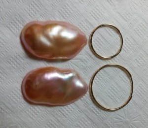 smaller_hoop_versus_larger_hoop.jpg