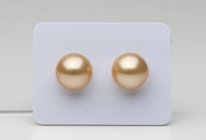 golden_south_sea_pearls_-_copy.jpg