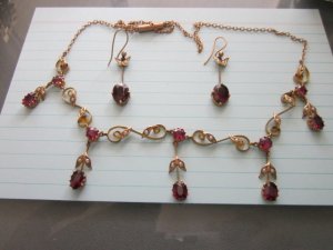 garnet-necklace-0184.jpg
