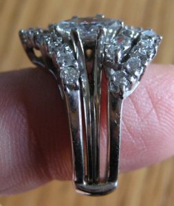 2.75ct ring pics 066a.jpg