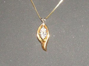 small_mq_pendant_pa241367b.jpg