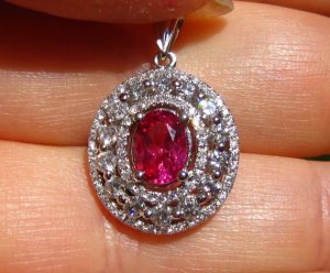 spinel_necklace.jpg