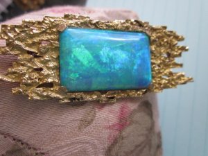 opal-long-crack-0181.jpg
