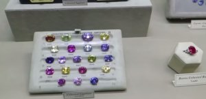 sapphires_hk.jpg