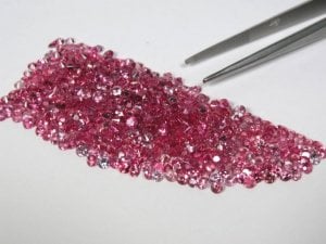 pink_sapphire_melee.jpg
