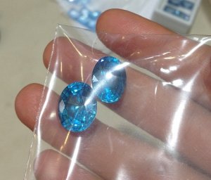 greenish_blue_topaz.jpg