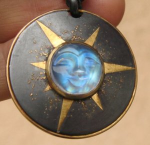 pendant_9738a.jpg