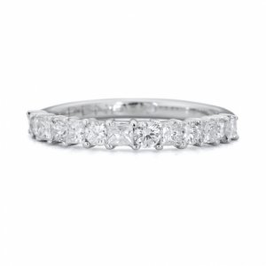 alternating-princess-and-round-01.jpg