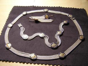 stsilvnecklace.JPG stsilvnecklace.JPG